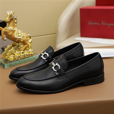 Ferragamo  2025新款男生休閒時尚鞋子