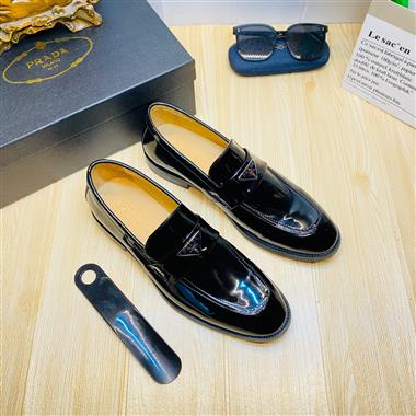 PRADA   2025新款男生休閒時尚鞋子