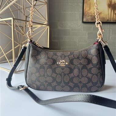 COACH   2025新款女生時尚包包 尺寸：24.5*15.5*7.5CM