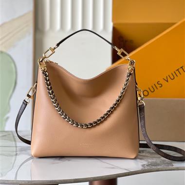 LOUIS VUITTON  2025新款女生時尚包包 尺寸：30x26x10CM