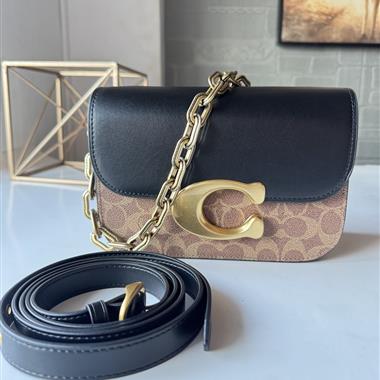 COACH   2025新款女生時尚包包 尺寸：22*9*16CM