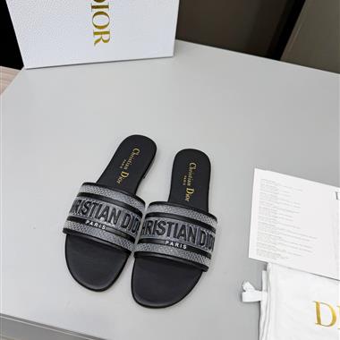 DIOR   2026新款女生休閒時尚鞋子