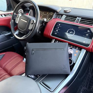 LOUIS VUITTON    2026新款男生時尚皮夾 尺寸：30x22x5CM