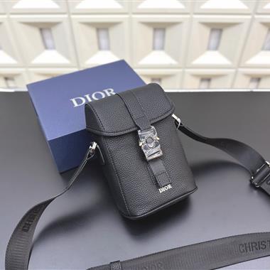 DIOR   2026新款男生時尚皮夾 尺寸：19 x 13CM