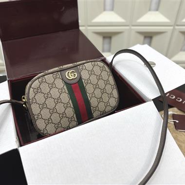 GUCCI  2026新款男生時尚皮夾 尺寸：21 x 13CM