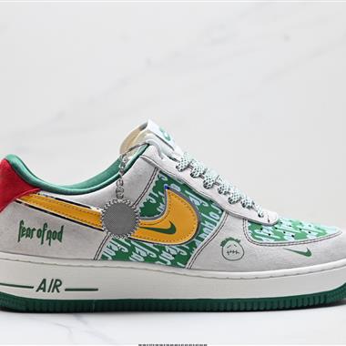 NIKE AIR FORCE 1‘07 LV8
