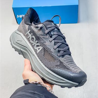 HOKA ONE ONE 挑戰者8 GTX全地形跑鞋