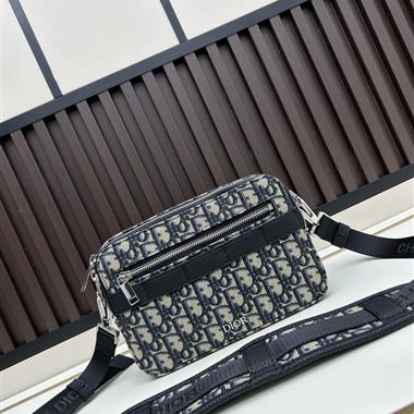 DIOR   2025新款男生時尚包包   尺寸：22.5x15x5CM