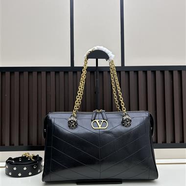 Valentino   2025新款女生時尚包包   尺寸：33*19.5*9CM