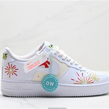 NIKE AIR FORCE 1‘07 