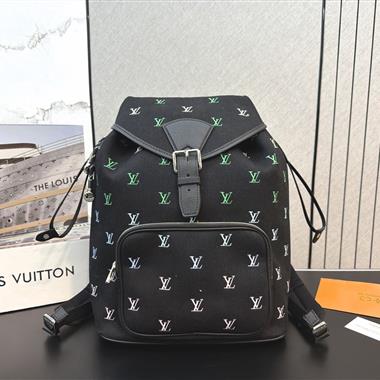 LOUIS VUITTON  2026新款男生時尚包包 尺寸：40*34CM