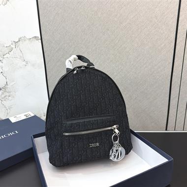 DIOR   2026新款男生時尚包包 尺寸：36*28CM