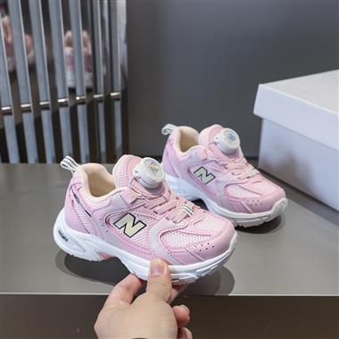 NewBalance NB 2002旋轉紐扣童鞋