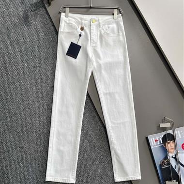 LouisVuitton   2026夏季新款休閒牛仔褲