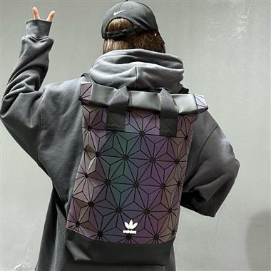 Adidas   2026新款時尚休閒包  尺寸：46* 28*16CM