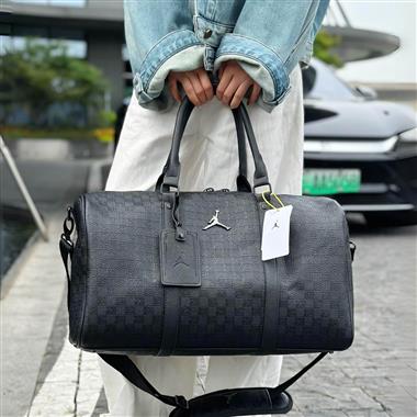 NIKE   2026新款時尚休閒包  尺寸：46* 25 * 22CM