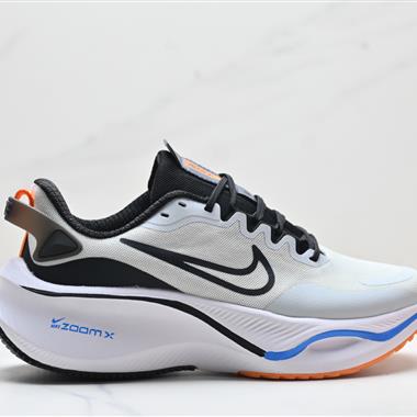 Nike Zoomx Plus 輕便緩震 針織網面透氣跑步鞋