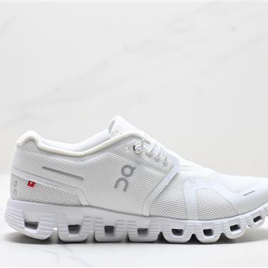 On 昂跑 Cloud 5 輕量運動休閒鞋