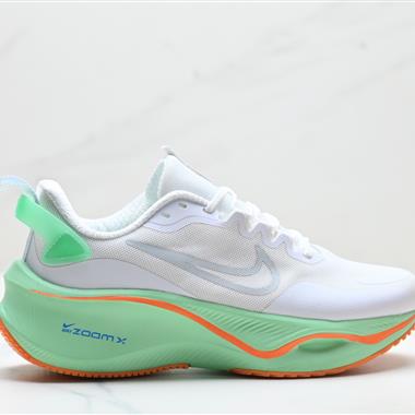 Nike Zoomx Plus 輕便緩震 針織網面透氣跑步鞋