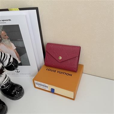 LOUIS VUITTON   2026新款時尚包包 尺寸：12*2*9CM