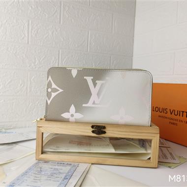 LOUIS VUITTON   2026新款時尚包包  尺寸：19.5*10.5*2.5CM