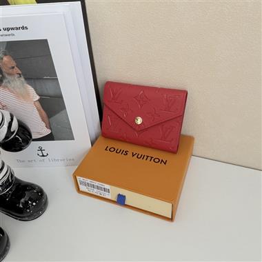 LOUIS VUITTON   2026新款時尚包包 尺寸：12*2*9CM