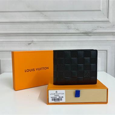 LOUIS VUITTON   2026新款時尚包包  尺寸：11*9CM