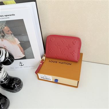 LOUIS VUITTON   2026新款時尚包包  尺寸：11x8x1CM