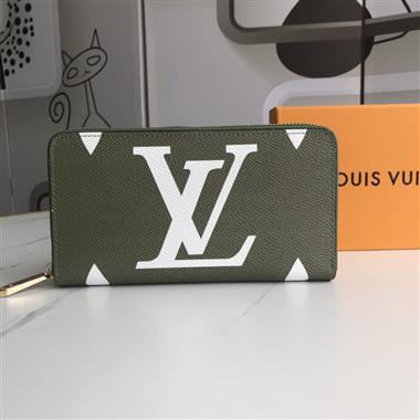 LOUIS VUITTON   2026新款時尚包包  尺寸：19*10CM
