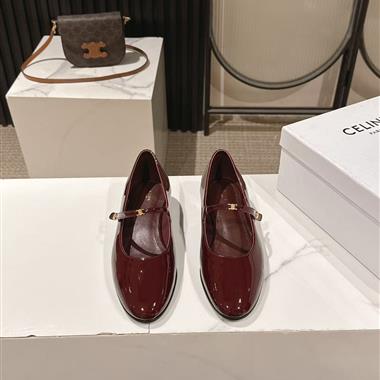 CELINE   2026新款女生休閒時尚鞋子