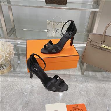 HERMES   2026新款女生休閒時尚鞋子