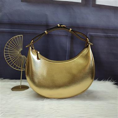 FENDI  2026新款女生時尚包包  尺寸：29*24*10CM