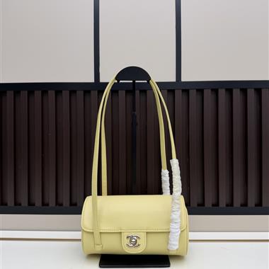 2026新款女生時尚包包  尺寸：20*10CM