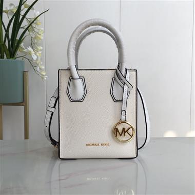 MICHAEL KORS  2026新款時尚包包  尺寸：15*17*7CM