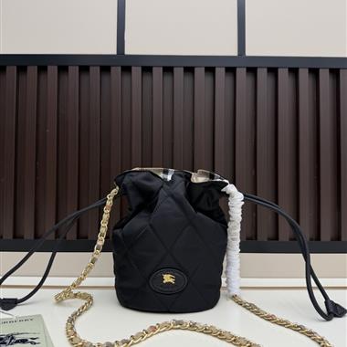 BURBERRY   2026新款女生時尚包包  尺寸：14*10*19CM