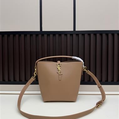 YSL   2026新款女生時尚包包  尺寸：17×20×13CM