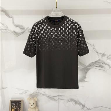 LouisVuitton  2026夏季新款短袖T恤  尺寸偏大