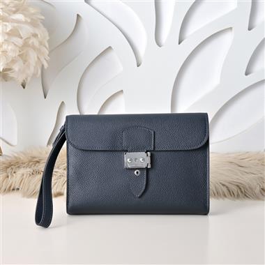 HERMES   2026新款男生時尚包包 尺寸：24*16*4CM