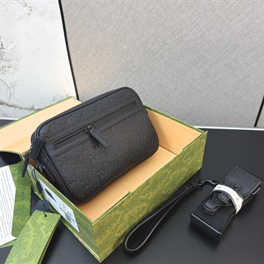 GUCCI   2026新款男生時尚包包 尺寸：23*15CM