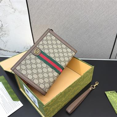 GUCCI   2026新款男生時尚包包 尺寸：26*20CM
