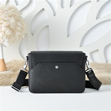 Montblanc   2026新款男生時尚包包 尺寸：25*18*7CM
