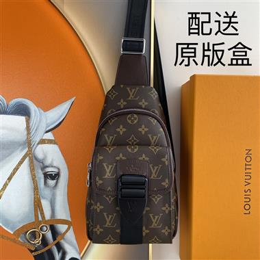 LOUIS VUITTON    2026新款男生時尚包包 尺寸：30*18*5.5CM