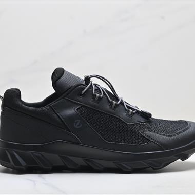 Ecco BIOM MX系列 牛皮 簡約舒適 低幫 登山鞋