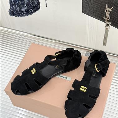 MIUMIU   2026新款女生休閒時尚鞋子