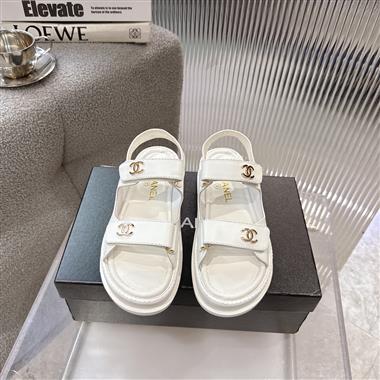 2026新款女生休閒時尚鞋子