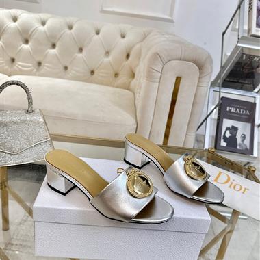 DIOR   2026新款女生休閒時尚鞋子