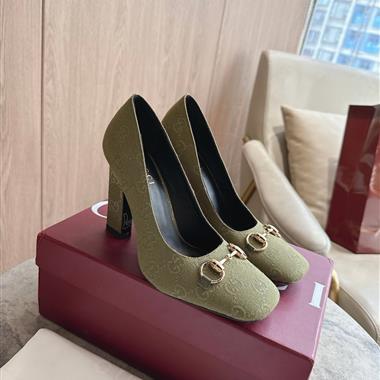 GUCCI   2026新款女生休閒時尚鞋子