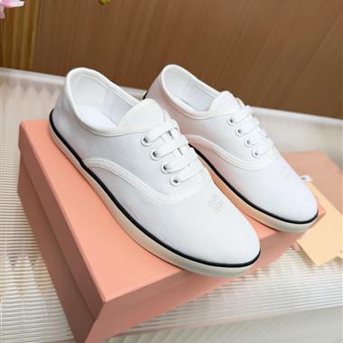 MIUMIU  2026新款女生休閒時尚鞋子