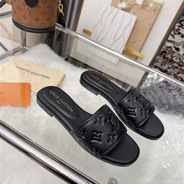 LOUIS VUITTON   2026新款女生休閒時尚鞋子