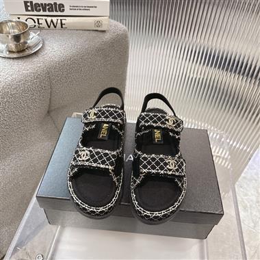 2026新款女生休閒時尚鞋子